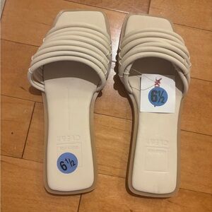 Chic Creamy White Dolce Vita Sandals